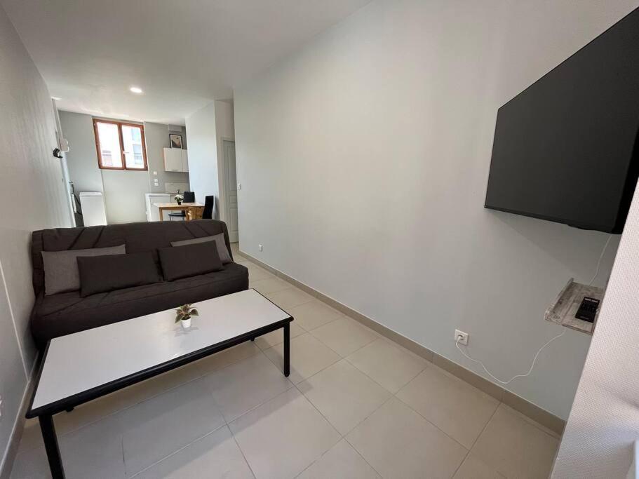 Apartment Bel A 15 Min De Lyon Saint-Fons